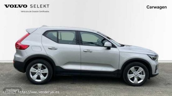 Volvo XC40 2.0 B3 CORE AUTO 5P de 2024 con 30.702 Km por 32.900 EUR. en Vizcaya