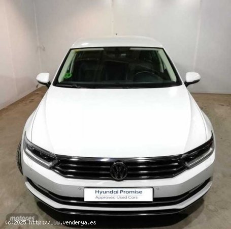 Volkswagen Passat 1.8 TSI Sport DSG de 2018 con 37.439 Km por 19.990 EUR. en Madrid