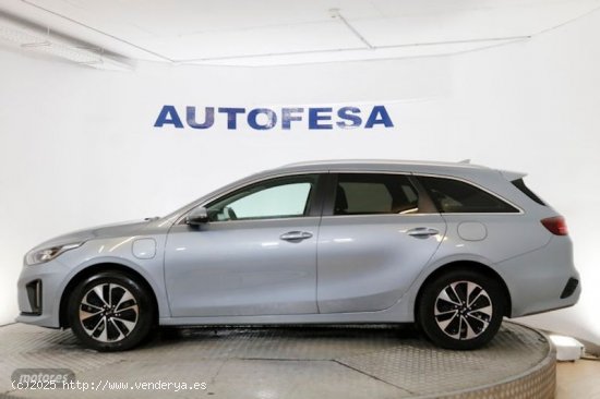 Kia Ceed TOURER 1.6 PHEV E-Drive Hibrido Enchufable Auto 141cv 5P # 7 anoS DE GARANTIA, FAROS LED de