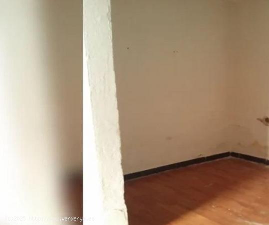 Urbis te ofrece un terreno urbano en venta en zona Salas Bajas, Salamanca. - SALAMANCA