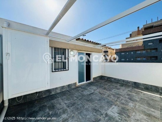  Casa en venta en Torrevieja (Alicante) 