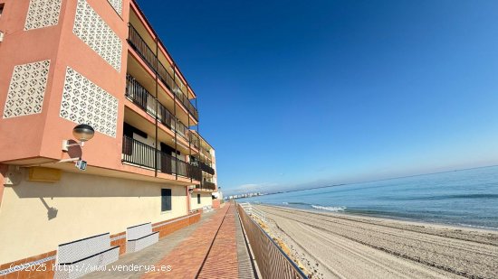 Apartamento en venta en La Manga del Mar Menor (Murcia)