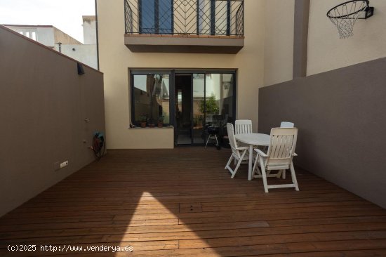 Unifamiliar adosada en venta  en Figueres - Girona