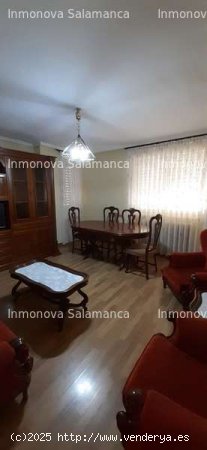 Salamanca ( Barrio del Oeste ); 4d, 1wc , 1 aseo.  SS.CC. 1100€ - Salamanca