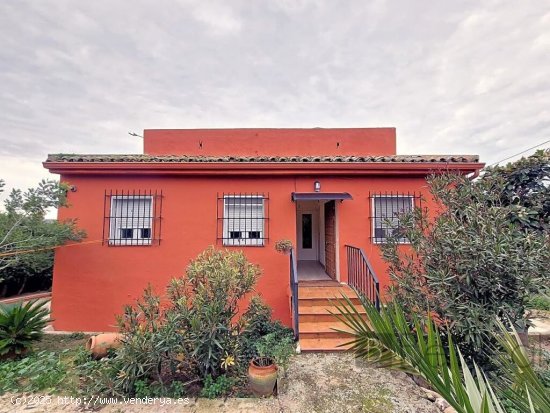  CHALET INDEPENDIENTE DENTRO DE 1,6 HECTÁREAS DE TERRENO RÚSTICO EN VILLANUEVA DE LA CAÑADA (MADRI 