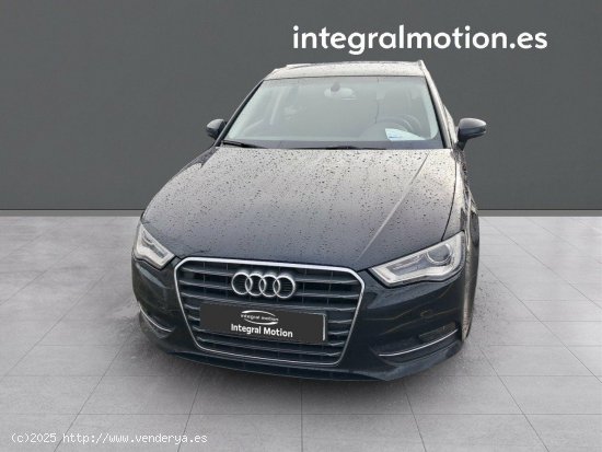 Audi A3 Sportback 1.6 TDI Ultra Attraction - Burela