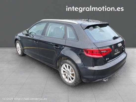 Audi A3 Sportback 1.6 TDI Ultra Attraction - Burela