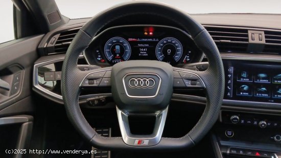 Audi Q3 TODOTERRENO 1.4 45 TFSI E S TRONIC S LINE 245 5P - Espinardo