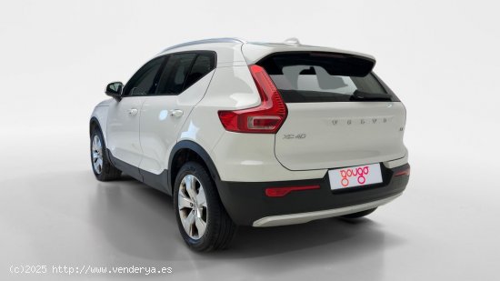 Volvo XC40 VOLVO XC40 MOMENTUM T3 1.5 AUTO 163CV 5P - Murcia