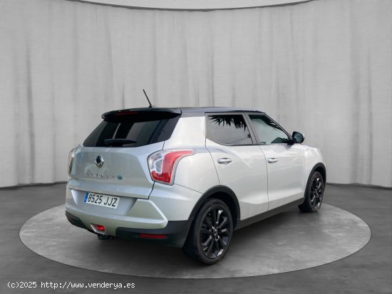 SsangYong Tivoli d16t Limitede - Vigo