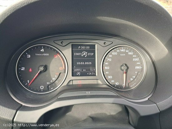 Audi A3 Sportback 1.6 TDI Ultra Attraction - 