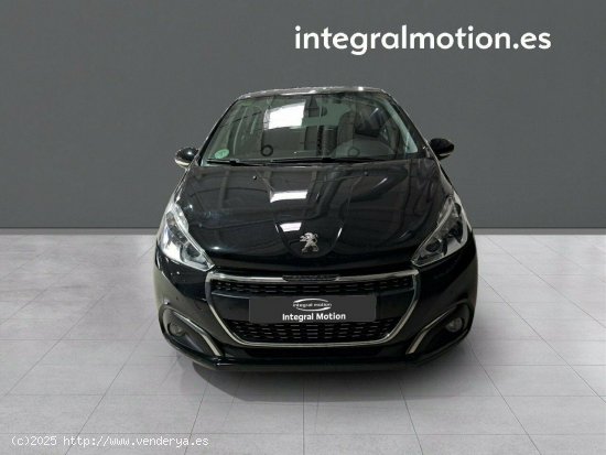 Peugeot 208 5P Signature 1.2L PureTech 60KW (82CV) - 