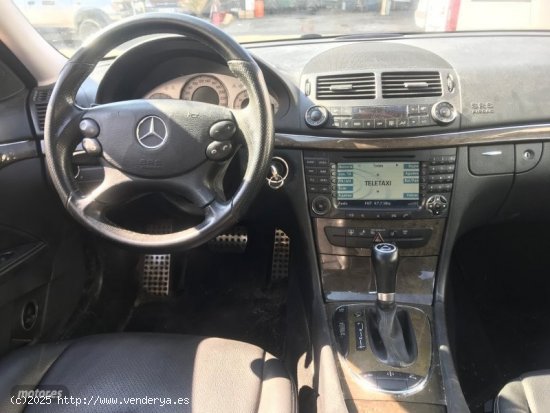 Mercedes Clase E -AMG E 53 Hybrid 4MATIC+ Estate de 2007 con 117.762 Km por 10.000 EUR. en Barcelona