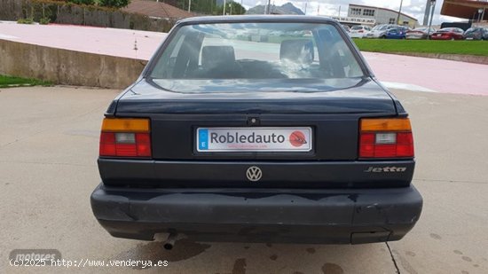 Volkswagen Jetta 1.6 Pacific de 1991 con 160.700 Km por 3.800 EUR. en Madrid