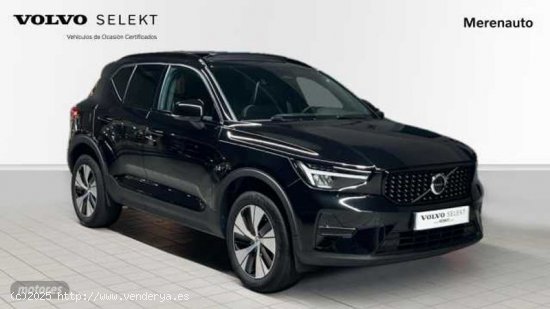 Volvo XC40 2.0 B3 PLUS DARK AUTO 163 CV de 2023 con 25.765 Km por 41.500 EUR. en A Coruna