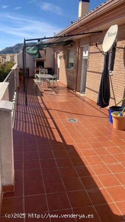  Magnifica oprtuniddad ÁTICO 150m de terraza con barbacoa - ALICANTE 