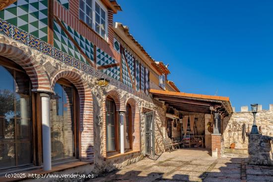 casa de pueblo con dos viviendas en Castrillo de Duero zona de Peñafiel.Valladolid - VALLADOLID