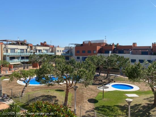 Espectacular piso en Cubelles Playa  alquiler temporada - BARCELONA