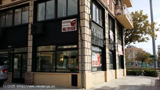  REF: 05729. AMPLIO LOCAL COMERCIAL EN ALQUILER EN ZONA CAMPANAR. - VALENCIA 