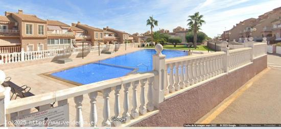  CHALET ADOSADO, GRAN ALACANT - ALICANTE 