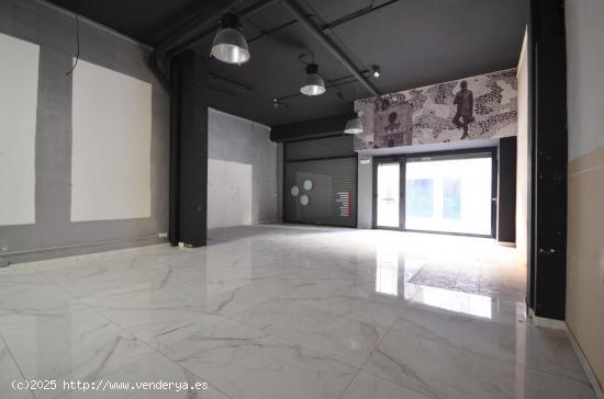  Local comercial de 305 m2, con almacén y altillo. - TARRAGONA 