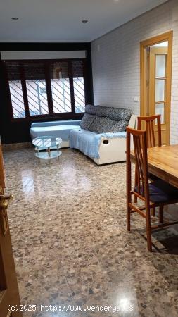 SE ALQUILA HABITACIÓN EN ZONA FERIA - ALBACETE