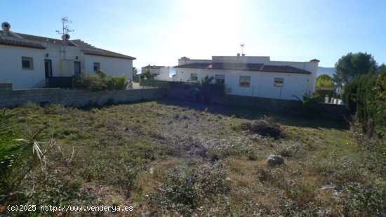 Parcela en venta en Alcalalí (Alicante)