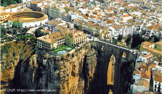 Edificio en venta en Ronda (Málaga)