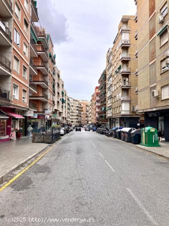  PLAZA DE GARAJE EN PLENO CENTRO DE GRANADA - GRANADA 