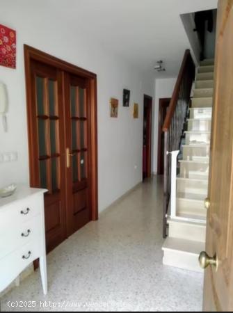 Preciosa Casa en Zona Buenavista Priego de Cordoba - CORDOBA