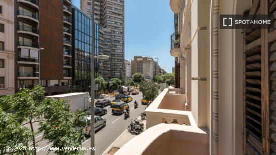 Habitaciones en alquiler en el apartamento de 6 dormitorios en L'Eixample - BARCELONA