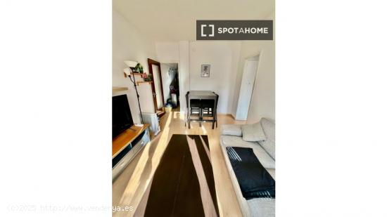 Apartamento entero de 2 dormitorios en Barcelona. - BARCELONA