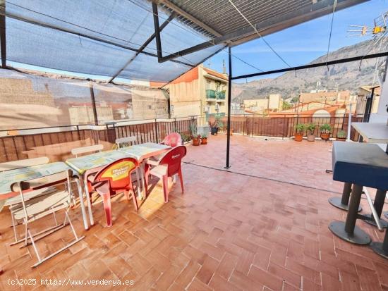 MAGNIFICO DÚPLEX EN ORIHUELA CON AMPLIA TERRAZA PRIVADA, BARBACOA, RODEADA DE SERVICIOS...¡VISITEL