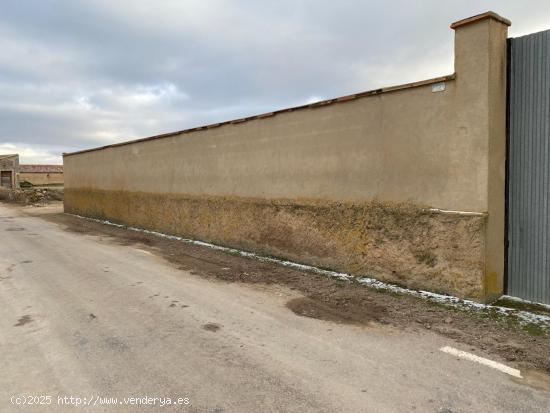 VENTA DE SOLAR EN TORRALBA DE LOS SISONES (TERUEL) - TERUEL