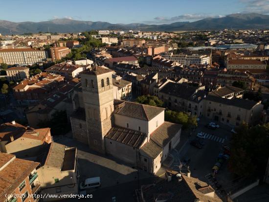 INVERSIÓN DE ENSUEÑO EN SEGOVIA, CALLE PEDRO DE FUENTIDUEÑA - SEGOVIA