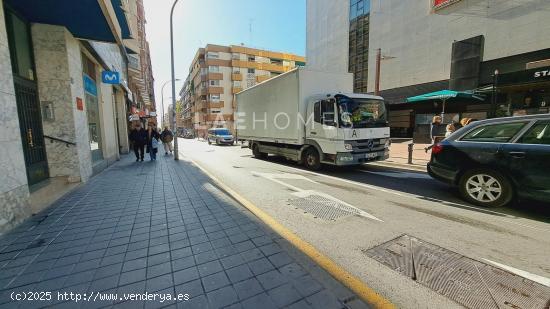  Plaza de garaje en venta en el centro de Alicante – Calle Pintor Aparicio, junto a Maisonnave - AL 