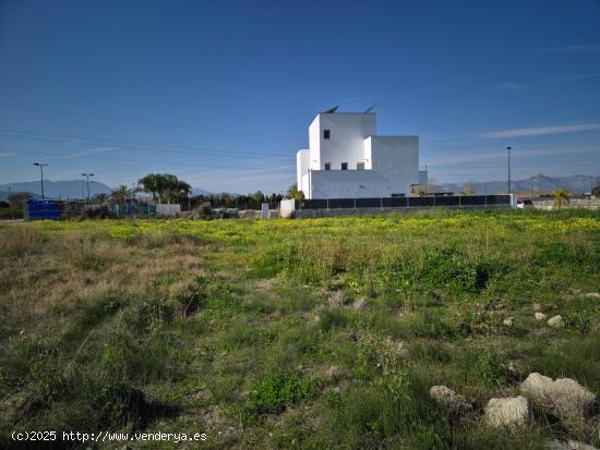 TERRENO URBANO - PLAYA DE MIRAMAR - VALENCIA