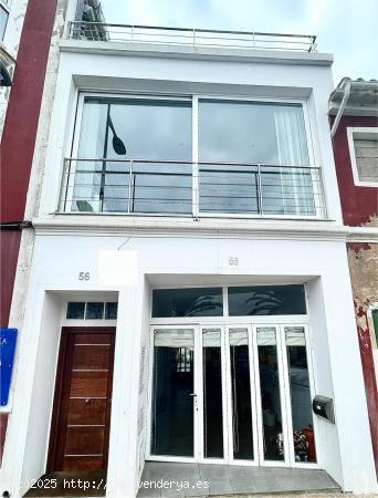 Espectacular Casa en Primera Línea del Puerto de Mahón con Impresionantes Vistas al Mar - BALEARES