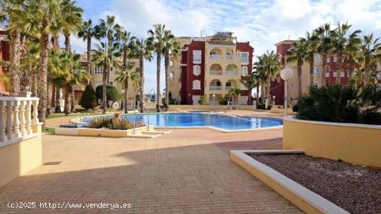 Chalet en venta cerca de la playa de los alcazares - MURCIA