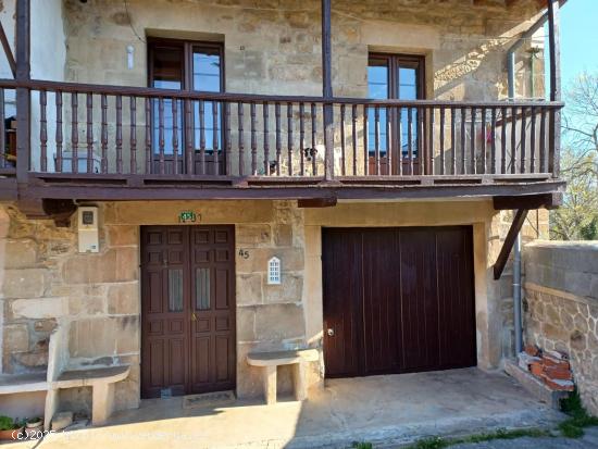 CASA TÍPICA MONTAÑESA EN ABIONZO-VILLACARRIEDO.- - CANTABRIA