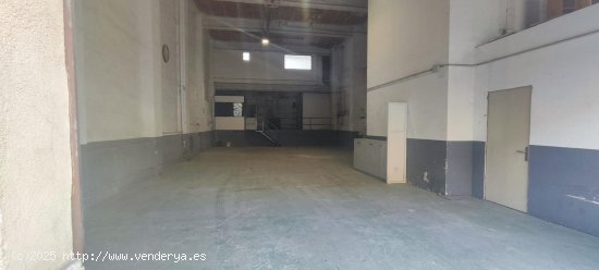 Local comercial en alquiler  en Roda de Ter - Barcelona