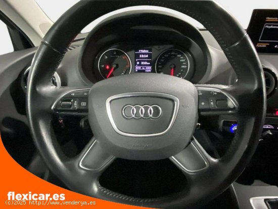 Audi A3 Sportback 1.6 TDI 105 S tron Attraction - Alicante