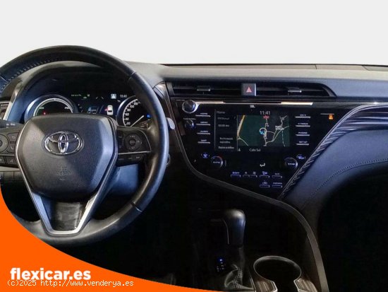 Toyota Camry 2.5 220H Luxury - Huércal de Almería