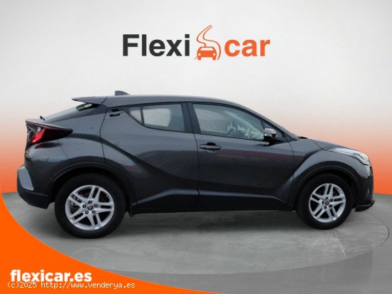 Toyota C-HR 1.8 125H Active - 5P (2022) - Lugo