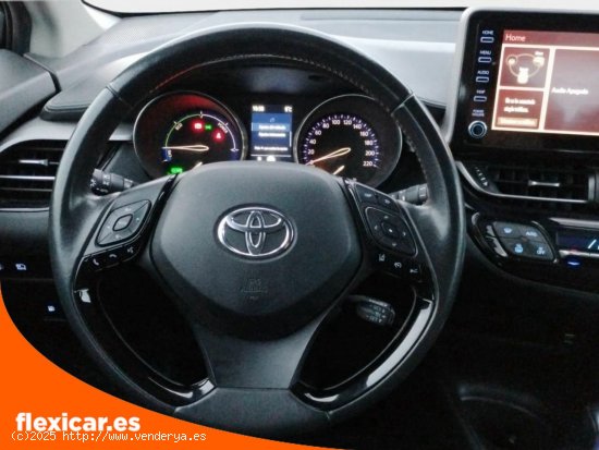 Toyota C-HR 1.8 125H Active - 5P (2022) - Lugo