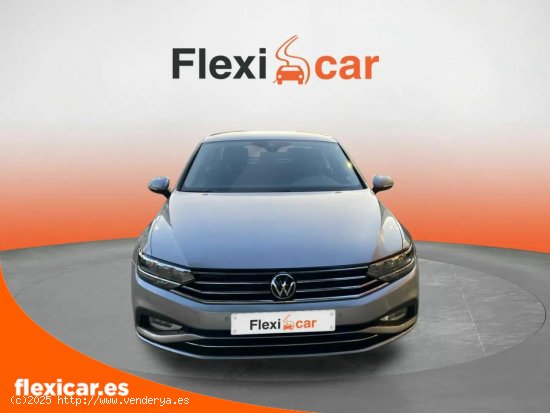 Volkswagen Passat 1.6 TDI 88kW (120CV) DSG - Jerez de la Frontera