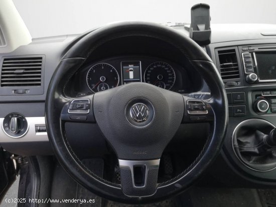 Volkswagen Multivan 2.0 TDI LIFE 4MOTION - Torrelavega