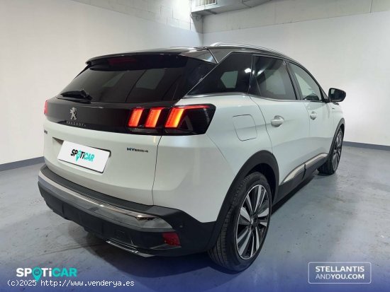 Peugeot 3008  300 e-EAT8 GT - Sant Feliu de Llobregat