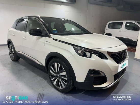 Peugeot 3008  300 e-EAT8 GT - Sant Feliu de Llobregat