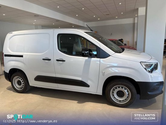 Opel Combo  Cargo L 650kg Diesel 1.5 100HP S&S MT E6 - - Almería